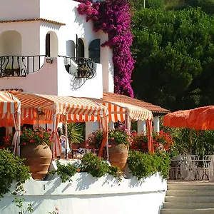 https://cala-di-mola.it-tuscanyhotel.com