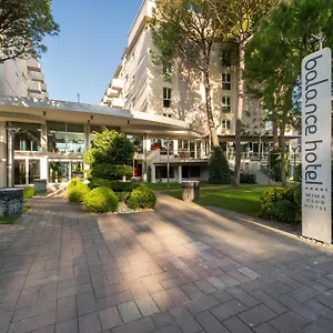 https://hotel-embassy-boston.emilia-romagnahotels.net
